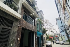 Nhà đẹp Kim Giang – 58m², 5 tầng, ô tô tải đỗ cửa, kinh doanh sầm uất – Giá 12 tỷ